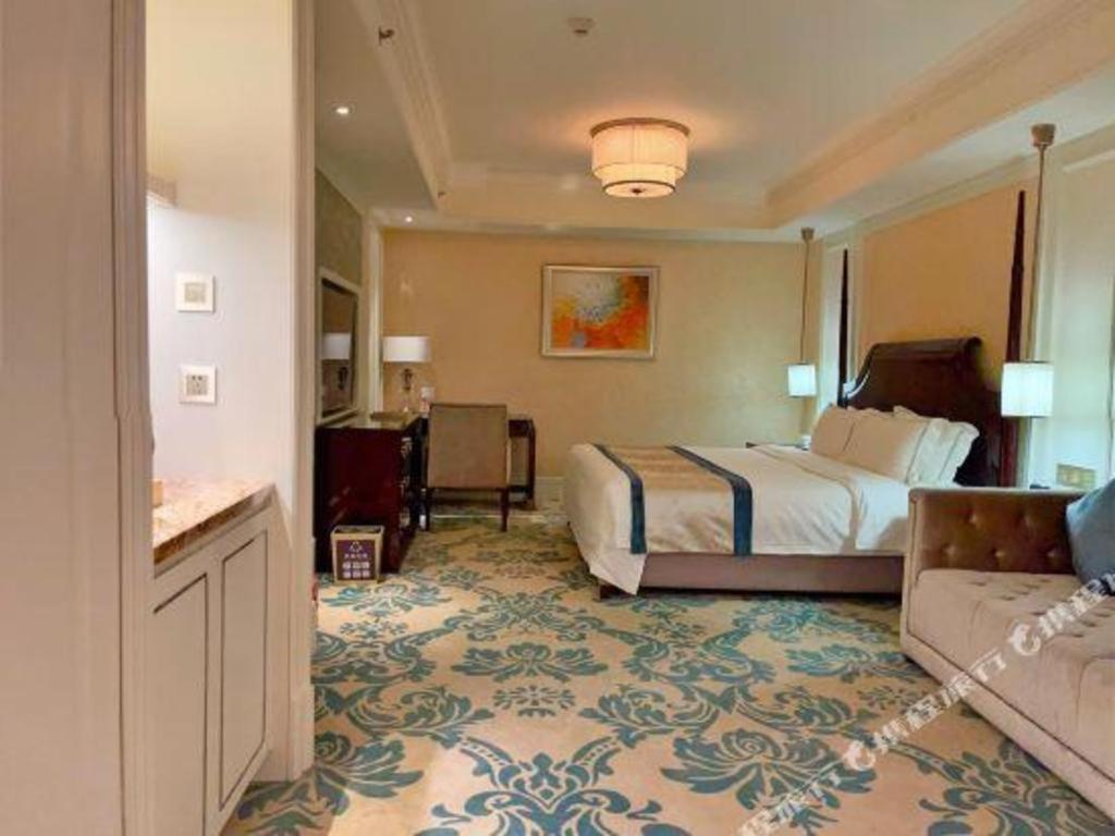 Lake Piedmont International Hotel Guangzhou Exteriör bild